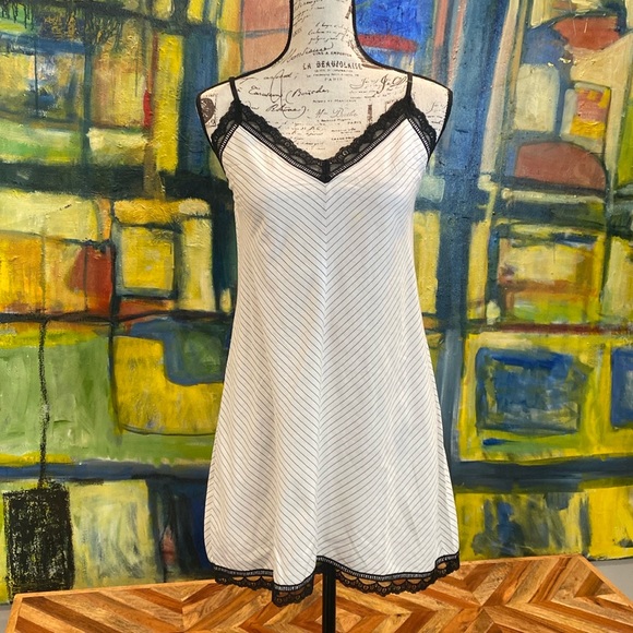 Pluto black/white night gown women’s EU 38 US 8 - Picture 1 of 6